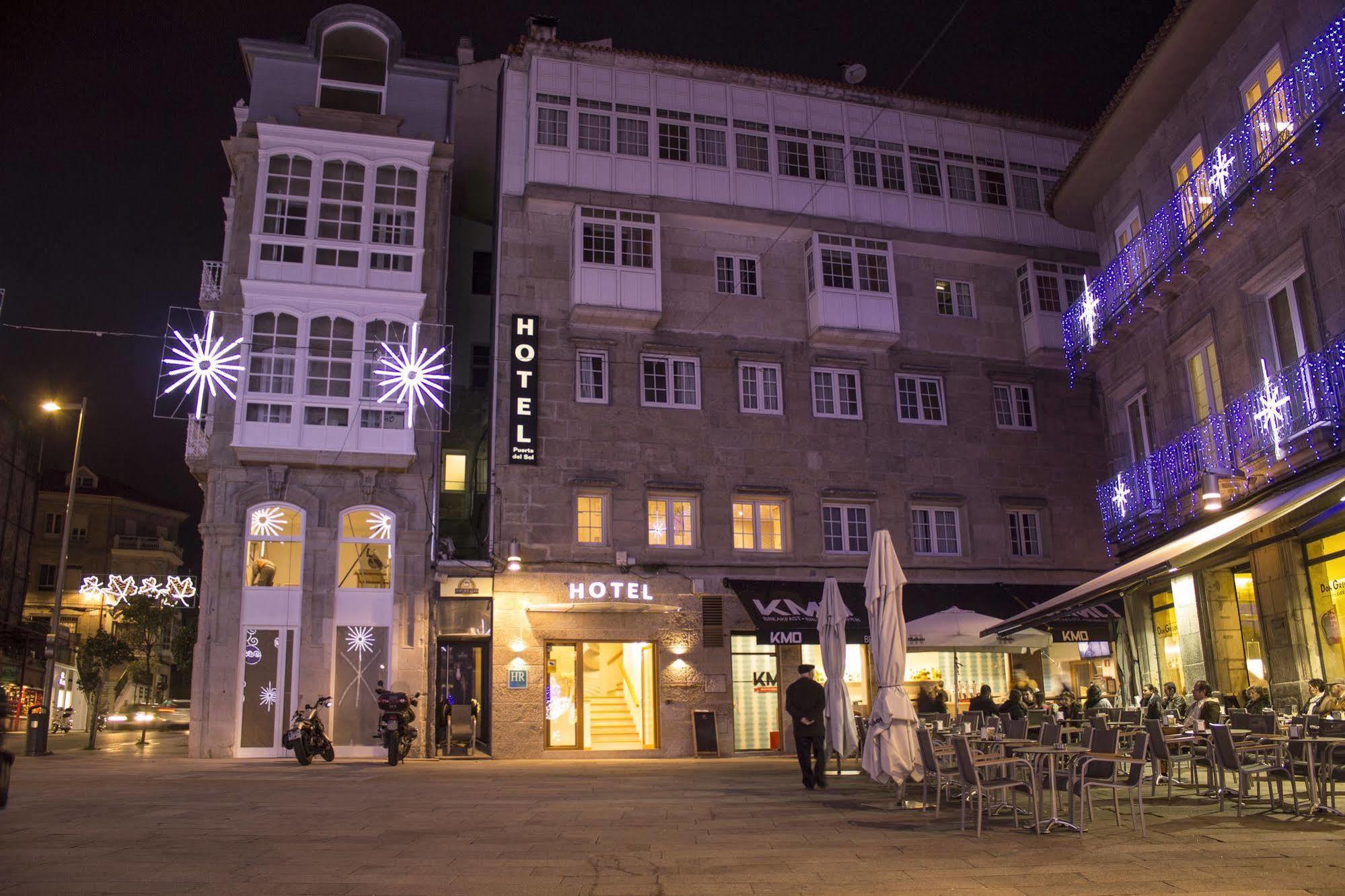 Hotel Alda Puerta Del Sol Vigo Esterno foto